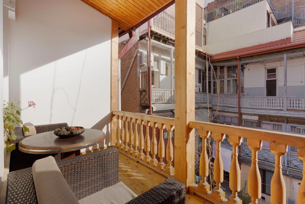 Duplex Opera 3 Apartamento Tbilisi Exterior foto