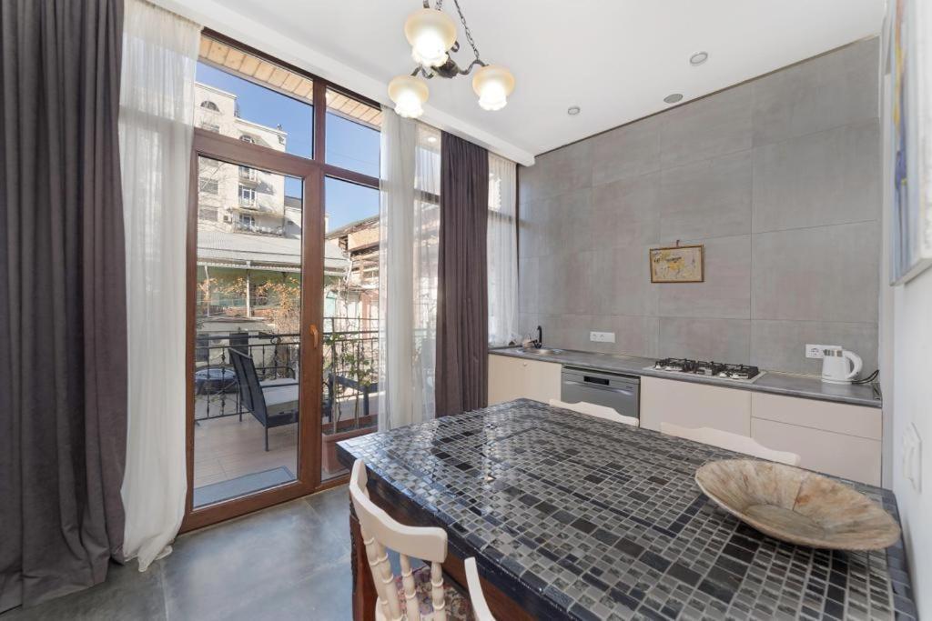 Duplex Opera 3 Apartamento Tbilisi Exterior foto